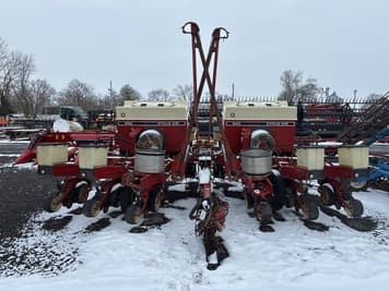 Main image International Harvester 800